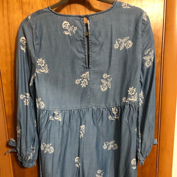 Old Navy Chambray Half Sleeve Flower Dress Sz. XS - Picture 4 of 6